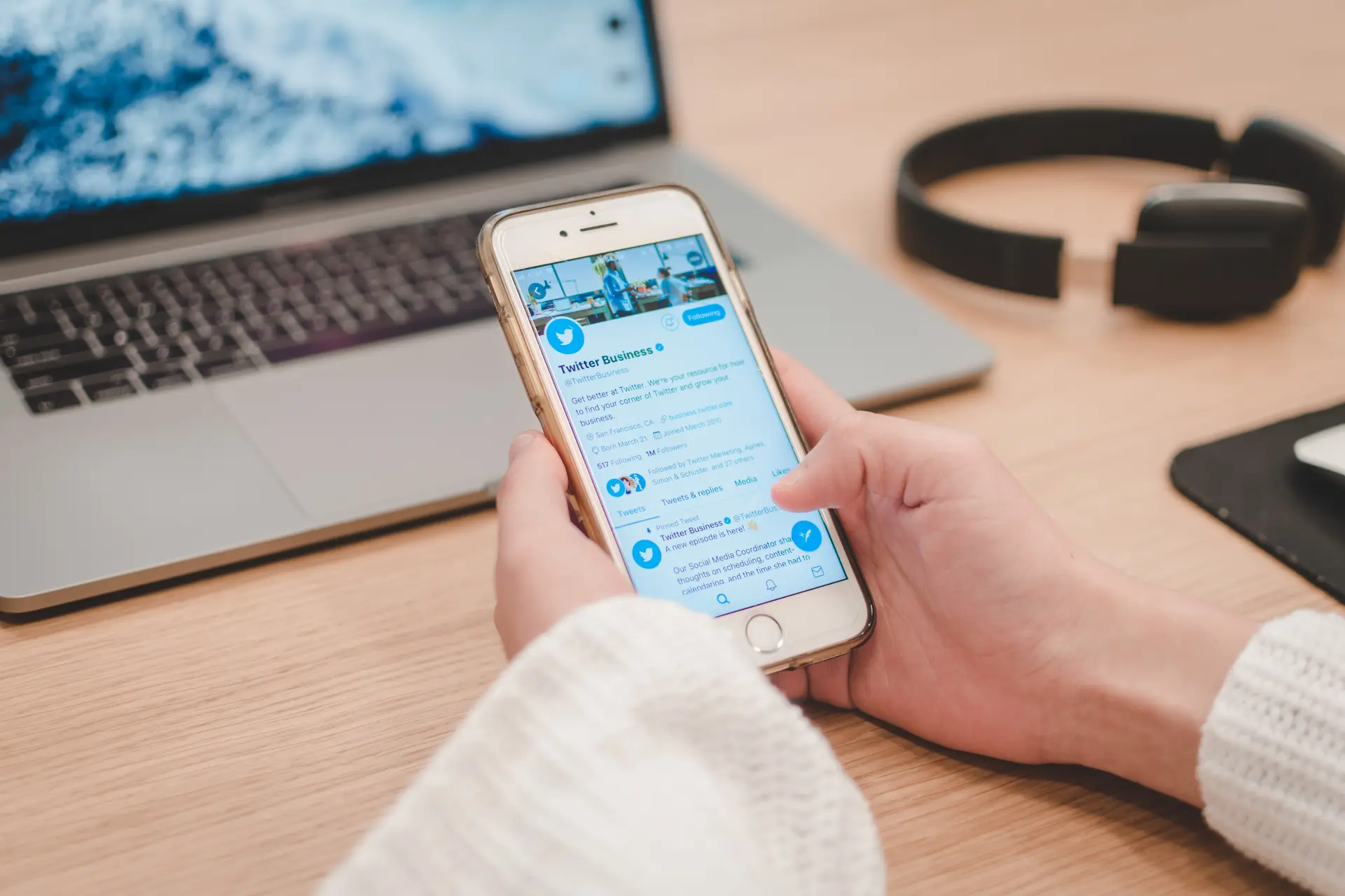 Cómo usar Twitter (X) para atención al cliente.